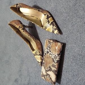 Nine West, size 11 snake print pumps
